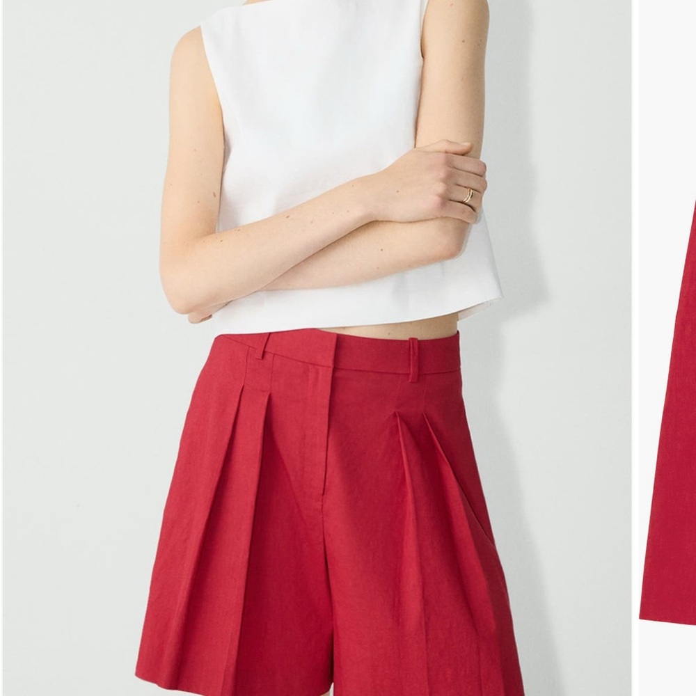 Red Tailored linen blend Shorts with Pleat Detail